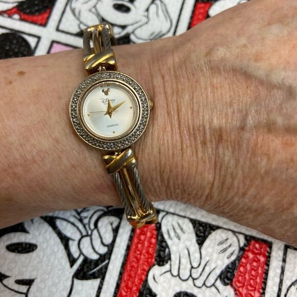 Vintage Disney Time Works Diamond Accented Bezel Mickey Mouse Icon Watch - Picture 8 of 16